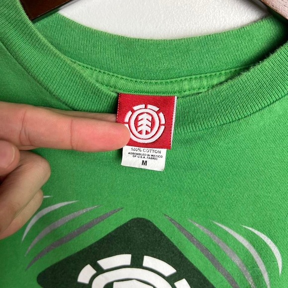 Y2K Element Tee - Picture 4 of 7